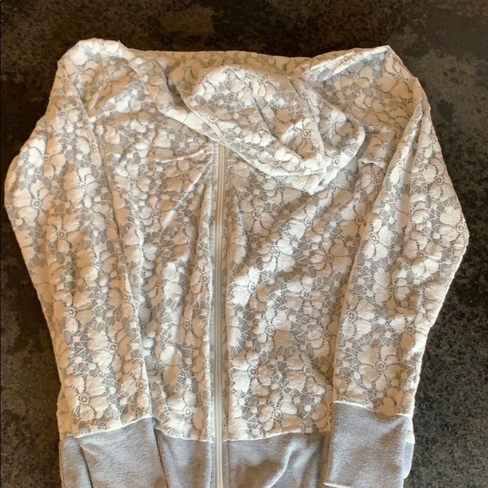 Zip hoodie